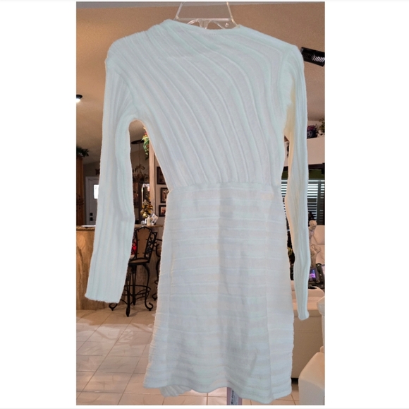 Asymmetrical Ripped Cut Out Knit Long Sleeve White Mini Dress, Size XL - Picture 9 of 16